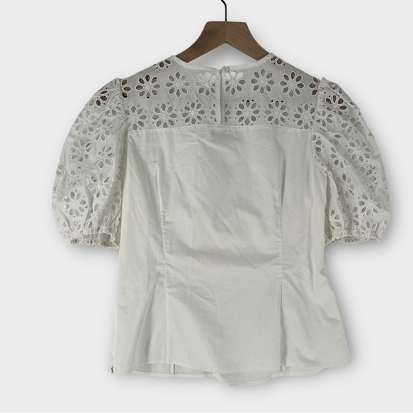 Christy Lynn‎ White Cotton Eyelet Puff Sleeve Top Feminine Romantic - Picture 2 of 13
